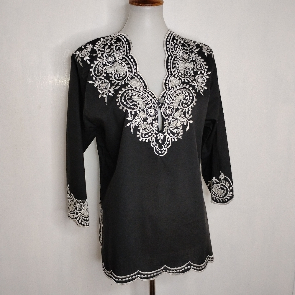 VINTAGE EMBROIDERED TUNIC - Picture 2 of 5